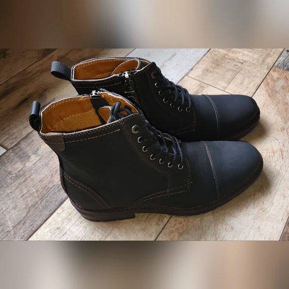 New Dockers Rawls Boots - Picture 3 of 7